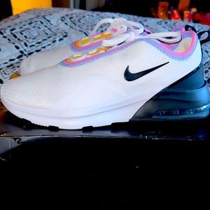 Nikes Womens size 9